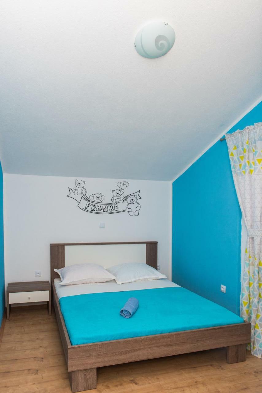 Apartman Franko Grebastica Luaran gambar
