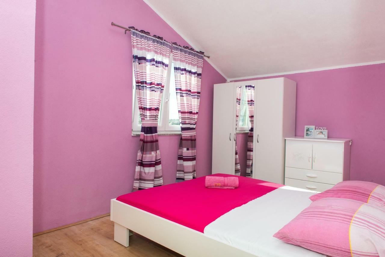 Apartman Franko Grebastica Luaran gambar