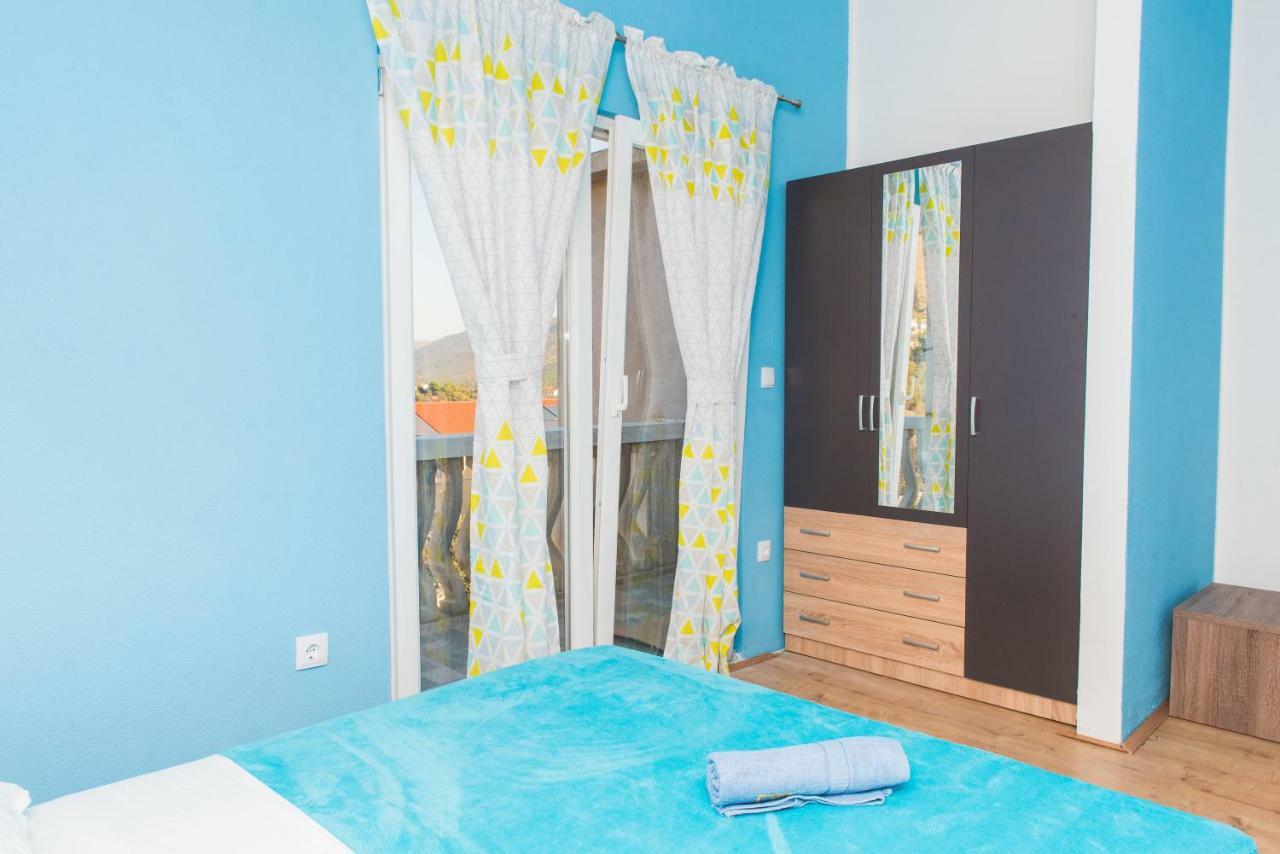 Apartman Franko Grebastica Luaran gambar