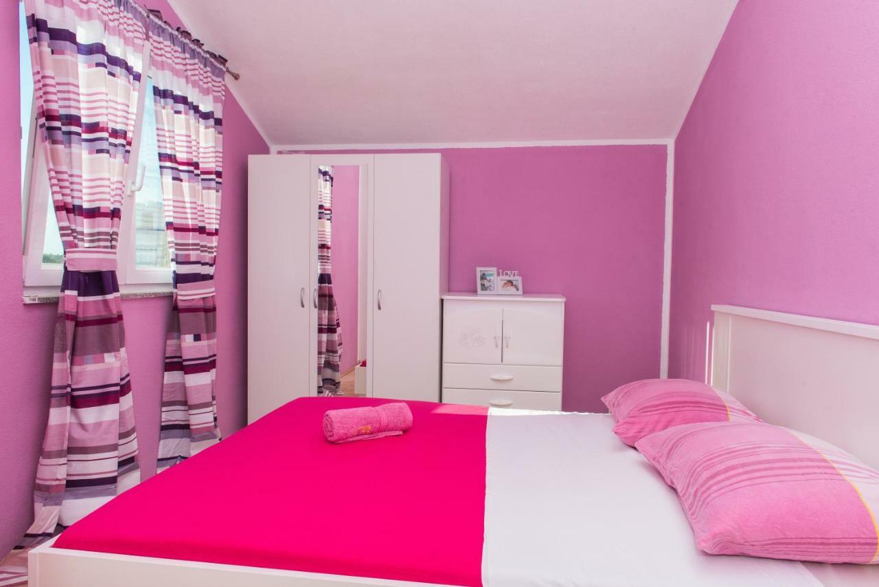 Apartman Franko Grebastica Luaran gambar